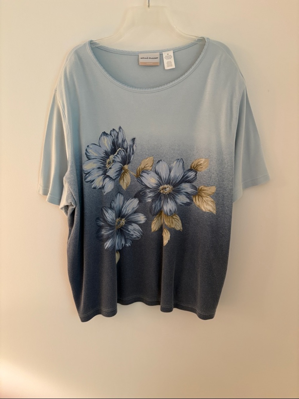 Alfred Dunner Light Blue to Navy Ombre Floral Scoop Neck Top